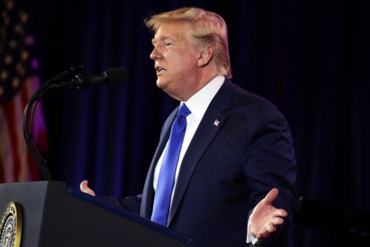 Trump: Darbeyi durdurun!