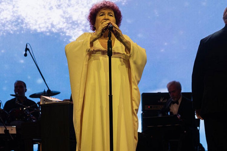 Selda Bağcan: Anne deme, abla de