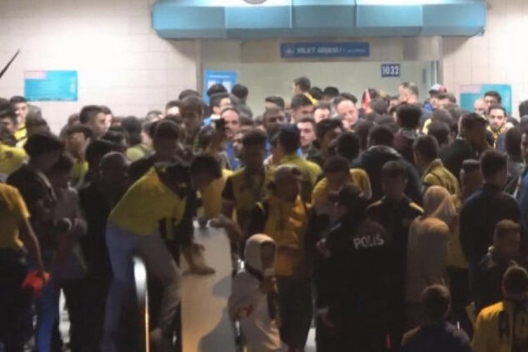 Ankarag&uuml;c&uuml; - Beşiktaş ma&ccedil;ı sonrası kavga