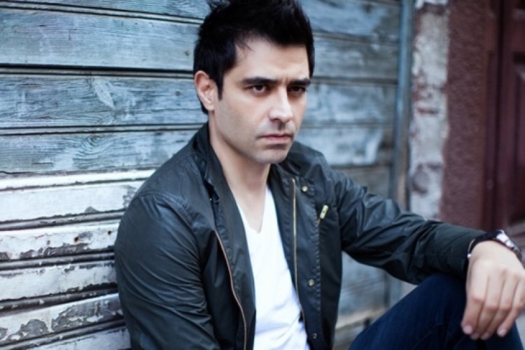 Cansel El&ccedil;in: Soyunmak zor değil