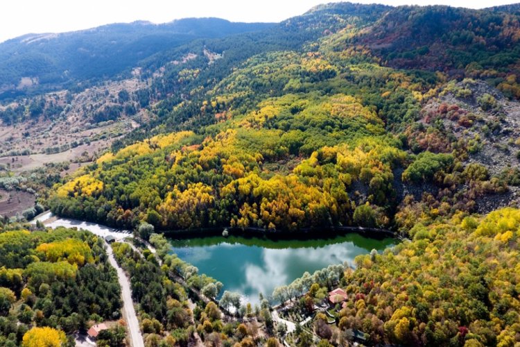 Karag&ouml;l'de renk c&uuml;mb&uuml;ş&uuml;