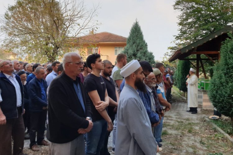 Nehirde boğularak &ouml;len şahıs son yolculuğuna uğurlandı