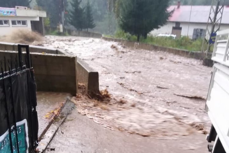 Sel sularına kapılarak kaybolan şahıs &ouml;l&uuml; bulundu