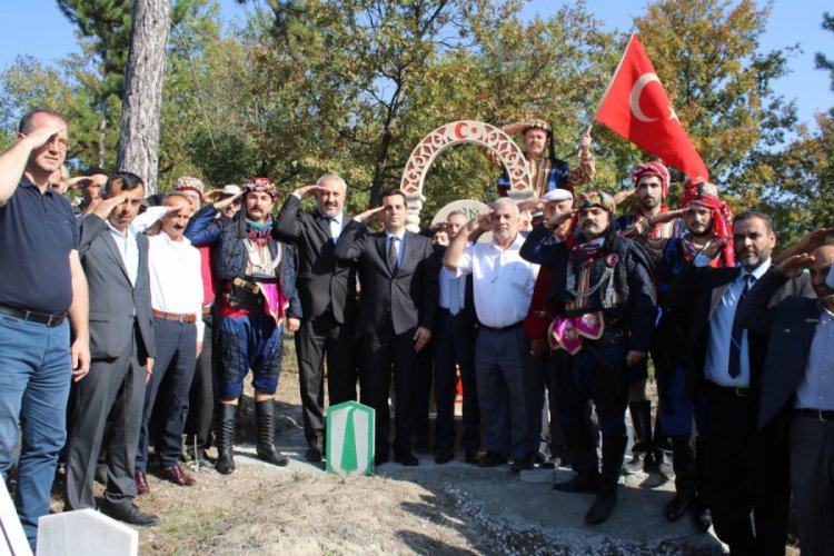 Bursa'da Canip Efe'nin mezarı yenilendi