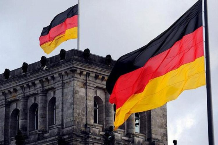 Bundesbank'tan daralma uyarısı