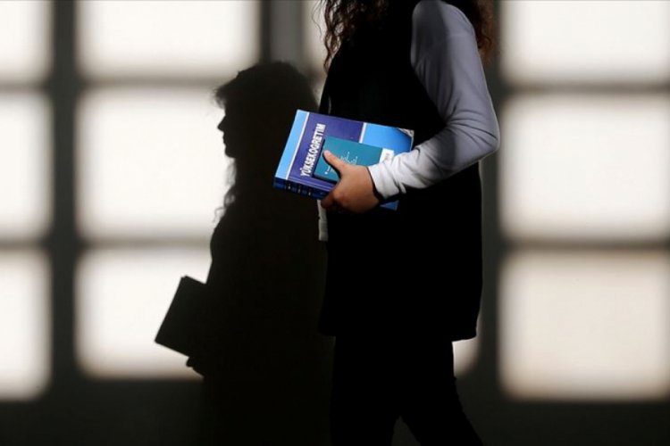 &Uuml;niversitelerde &ouml;ğrenci memnuniyet anketi hazırlığı