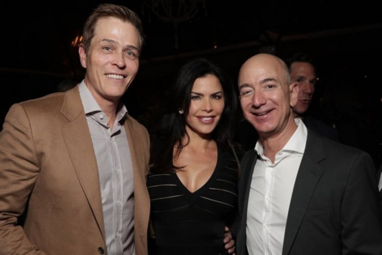 Bezos'un ardından sevgilisi de boşanıyor