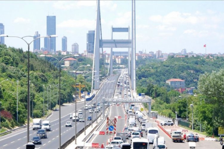 K&ouml;pr&uuml; ve otoyollardan 9 ayda 1,4 milyar lira gelir