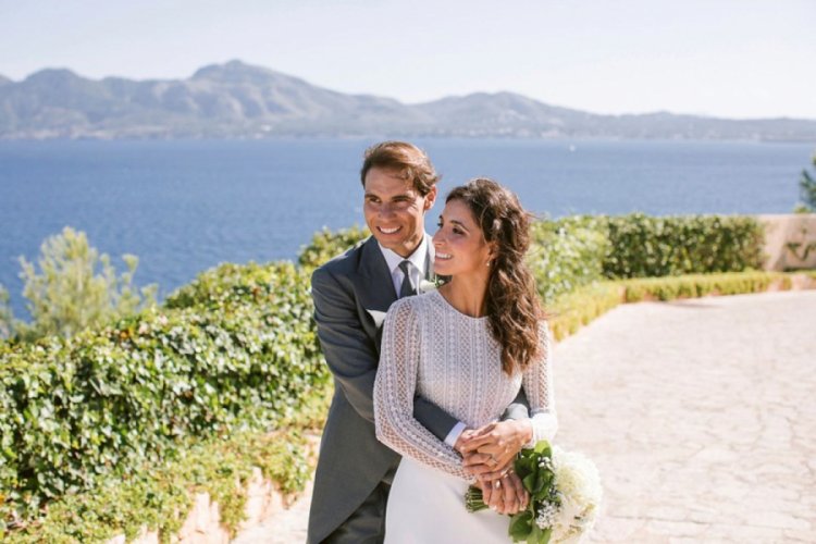 Rafael Nadal ile Maria Perello evlendi