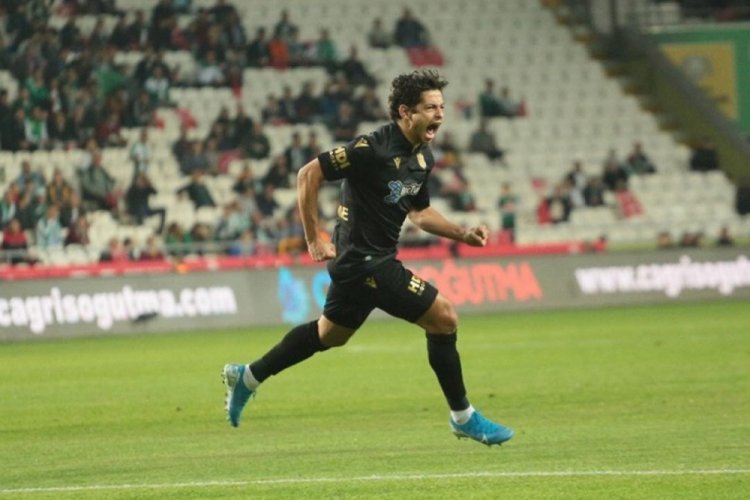 Guilherme performansıyla g&ouml;z dolduruyor