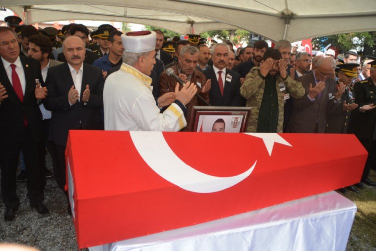 Samsun şehidini uğurladı