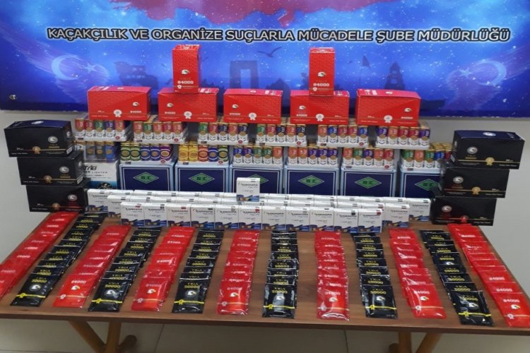 G&uuml;mr&uuml;k ka&ccedil;ağı olan y&uuml;zlerce cinsel i&ccedil;erikli &uuml;r&uuml;ne el konuldu