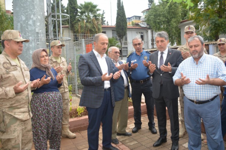 'Y&ouml;r&uuml;k ana' Mehmet&ccedil;ik i&ccedil;in kurban kestirdi