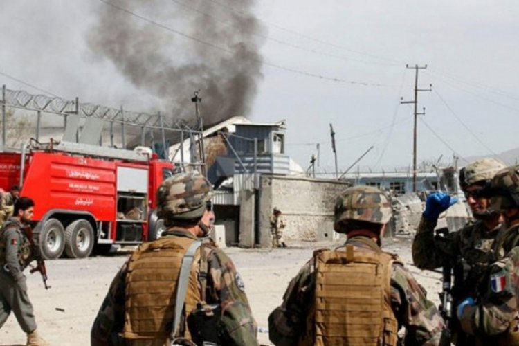 Afganistan'da Taliban saldırısı: 16 &ouml;l&uuml;