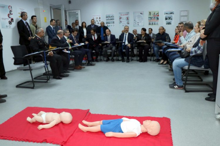 T&uuml;rkiye'deki ilk 'İlk Yardım Eğitim Merkezi' Edirne'de kuruldu