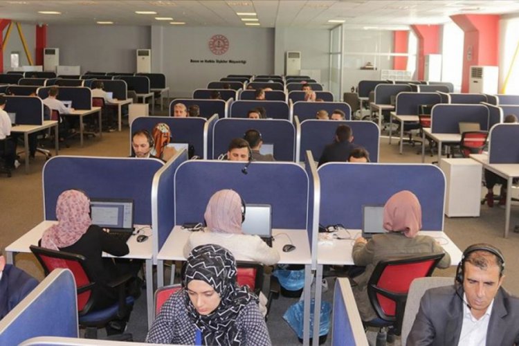 Depremzedeler MEB'in 'kulağı' oldu