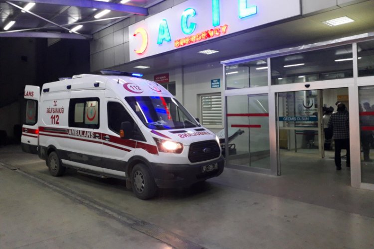 Engelli yayaya &ccedil;arpıp ka&ccedil;tı