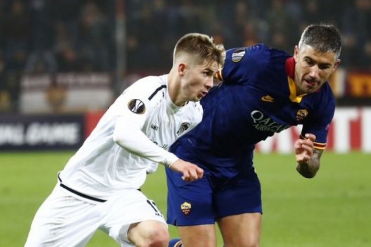 Fenerbah&ccedil;e sol bek i&ccedil;in kolları sıvadı