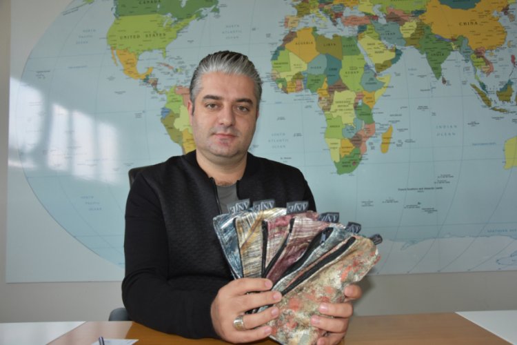 Bursa'da mobilya kumaşları, &ouml;ğrencilere kalemlik oldu
