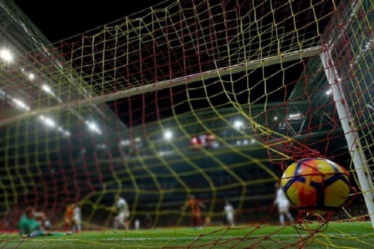 Fatih Altaylı: Futbolculara ağır vergi geliyor