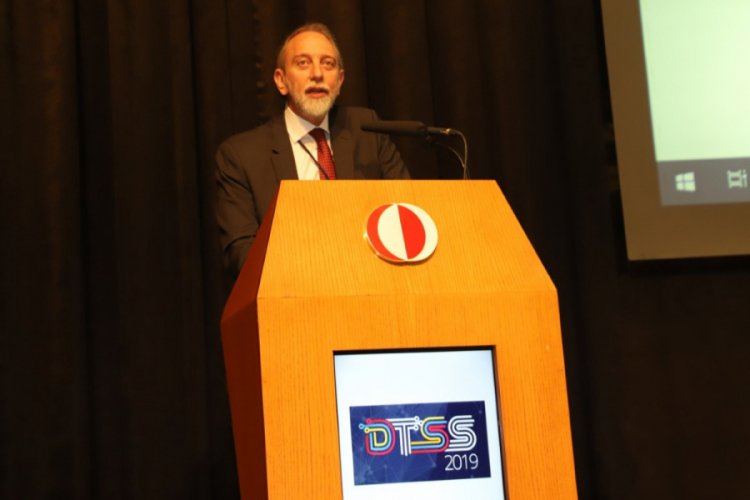 T&Uuml;SİAD'dan ODT&Uuml; "Dijital D&ouml;n&uuml;ş&uuml;m Ve Akıllı Sistemler Konferansı"na destek