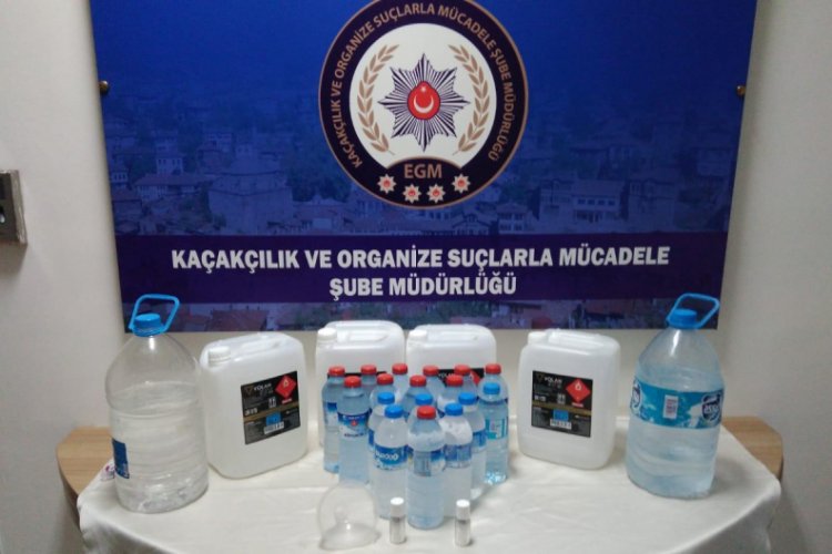 Ka&ccedil;ak i&ccedil;ki satışı yapan ş&uuml;pheli g&ouml;zaltına alındı
