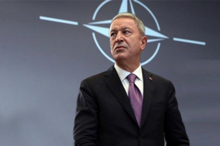 Akar: T&uuml;rkiye NATO'nun merkezidir, bir yere gitmeyecek!