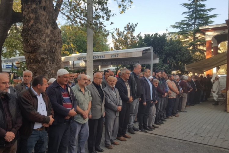 Yangında &ouml;len 3 yaşındaki Yiğit toprağa verildi