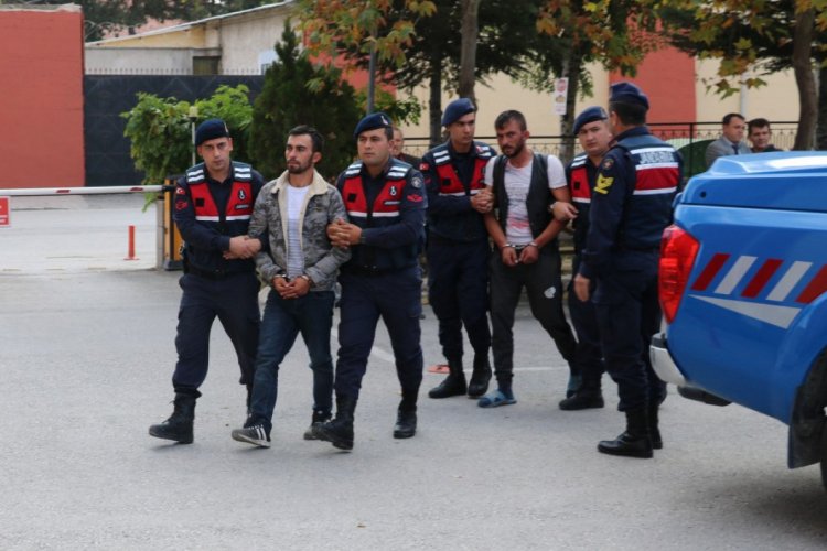 Afyonkarahisar'daki &ouml;l&uuml;ml&uuml; kavgaya 1 tutuklama
