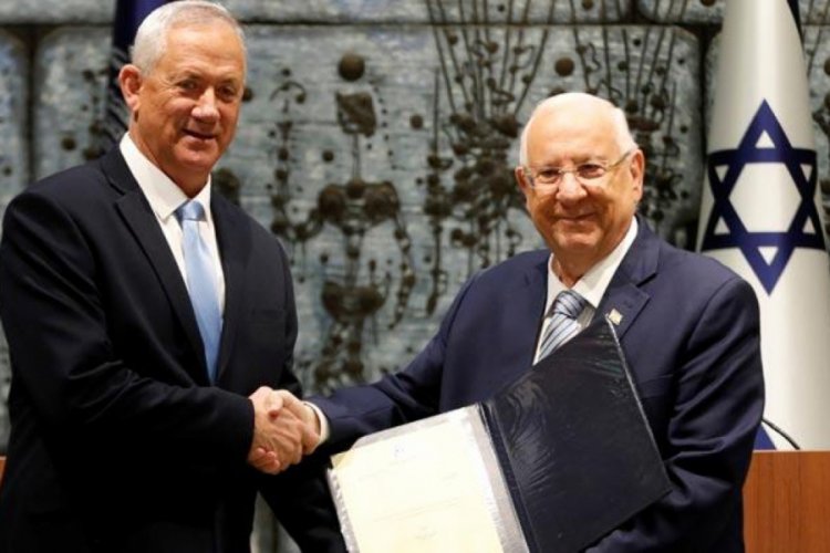 İsrail'de h&uuml;k&uuml;meti kurma g&ouml;revi Gantz'a verildi