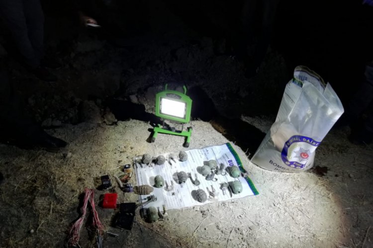Toprağa g&ouml;m&uuml;l&uuml; 13 kilo TNT patlayıcı bulundu