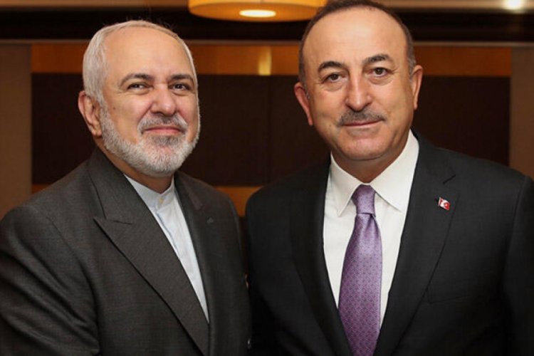 Bakan &Ccedil;avuşoğlu, İranlı mevkidaşı Zarif ile bir araya geldi
