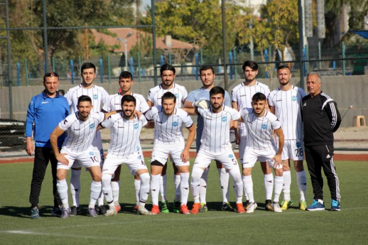 Develispor Teknik Direkt&ouml;r&uuml; Ahmet İzgi: "Şampiyon olmaya kararlıyız"