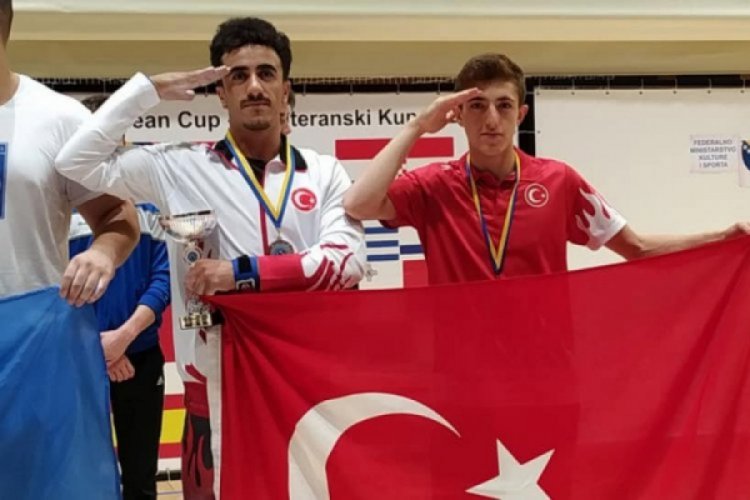 Vanlı halterci Bosna Hersek'ten madalyayla d&ouml;nd&uuml;