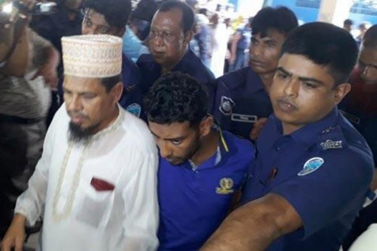 Bangladeş'te tarihi karar, kız &ouml;ğrenciyi yakan 16 kişiye idam cezası verildi!