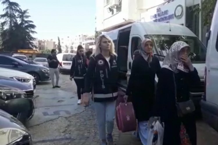 FET&Ouml;'n&uuml;n s&ouml;zde T&uuml;rkiye sorumlusunun kızı adliyede