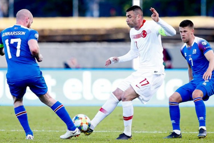 Futbolda milli ma&ccedil;ların bilet satışı başladı