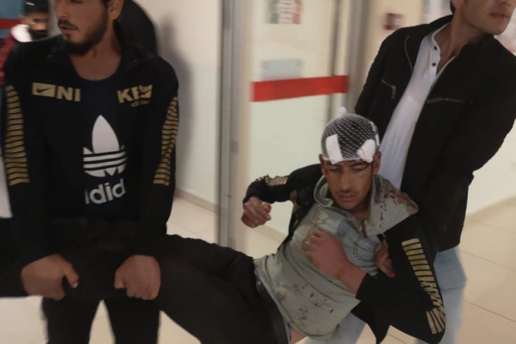 Bursa'da bayıltana kadar sopayla d&ouml;vd&uuml;ler! G&ouml;renler yardıma koştu