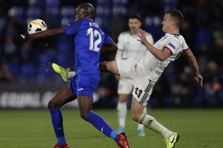 Basel tek attı liderliği kaptı!