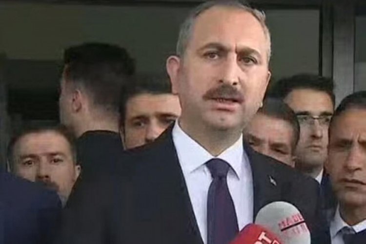 Bakan G&uuml;l: Ter&ouml;rist Mazlum Kobani ABD'ye girdiğinde iade edilmeli