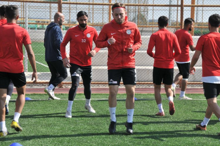 Karak&ouml;pr&uuml; belediyespor liderliği geri almak istiyor