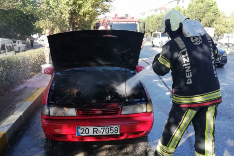 Trafikteki otomobil alevlere teslim oldu