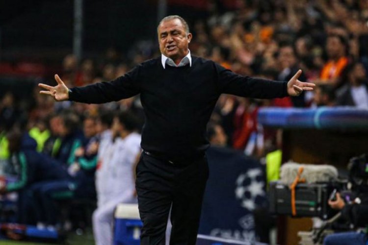 Fatih Terim yazılı atkılar stada alınmamıştı! Resmi a&ccedil;ıklama geldi