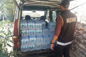 İzmir'de sahte i&ccedil;ki operasyonu