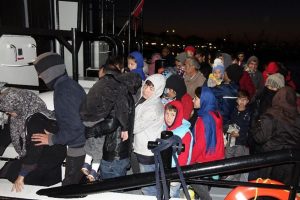 96 d&uuml;zensiz g&ouml;&ccedil;men yakalandı