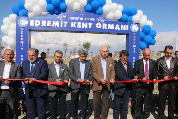 Doğan her bebek i&ccedil;in bir fidan dikiliyor