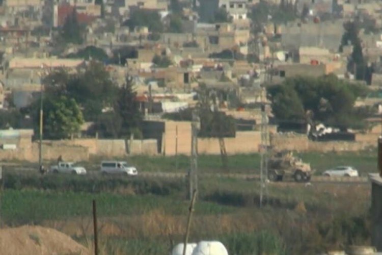 Kamışlı'ya gelen ABD konvoyu g&ouml;r&uuml;nt&uuml;lendi