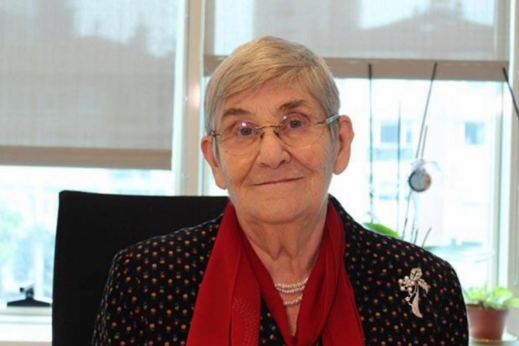 Canan Karatay: Cildi kadife gibi yapıyor, &ouml;mr&uuml; uzatıyor