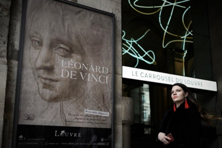Leonardo Da Vinci serginin ilk g&uuml;n&uuml; i&ccedil;in 260 bin bilet satıldı