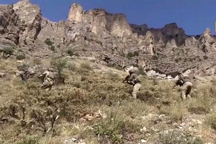 1 PKK'lı ter&ouml;rist &ouml;l&uuml; ele ge&ccedil;irildi